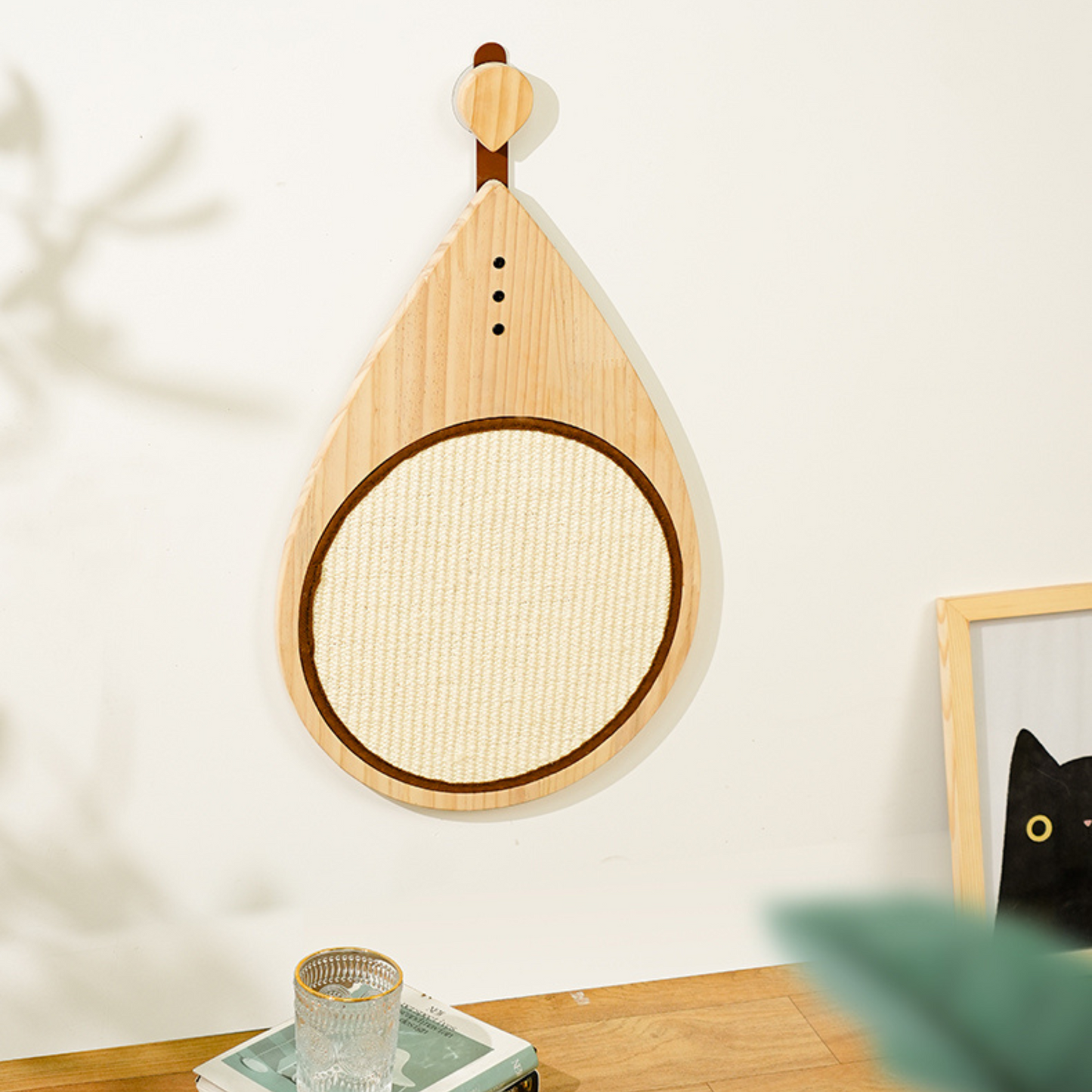 Cat Sisal Scratch Board Teardrop